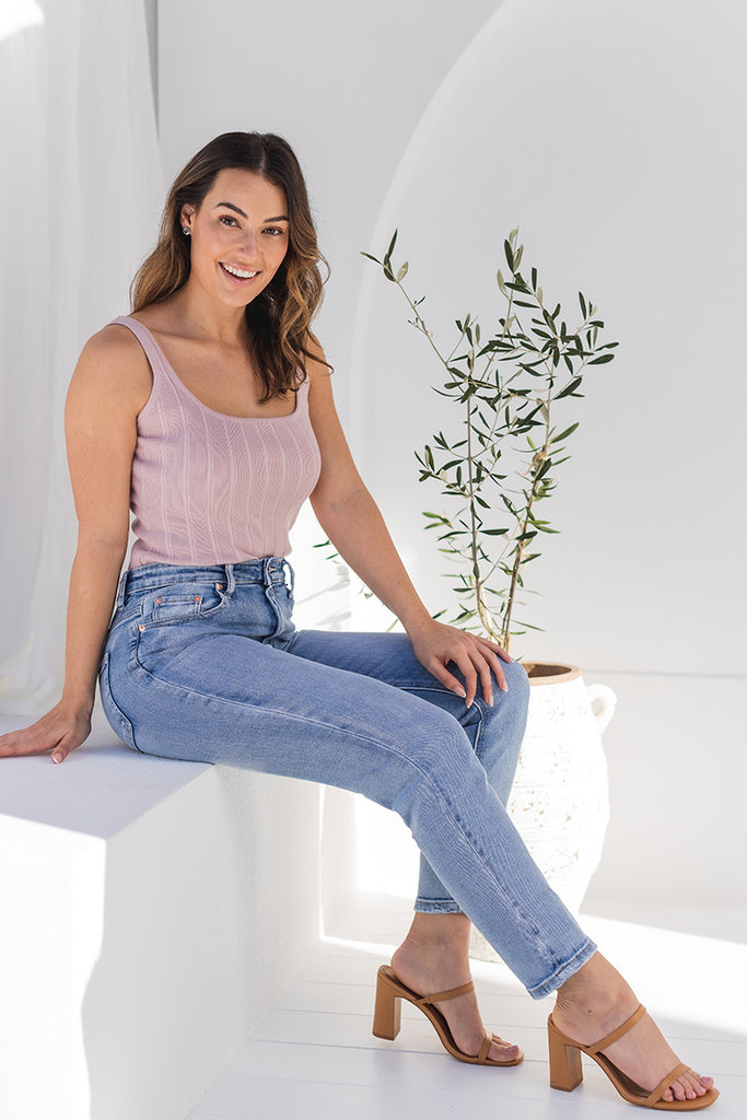 High-waisted light denim straight leg jeans | LOVLEA Boutique Australia